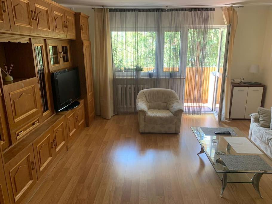 Apartment Mieszkanie 3 Z Balkonem I Parkingiem